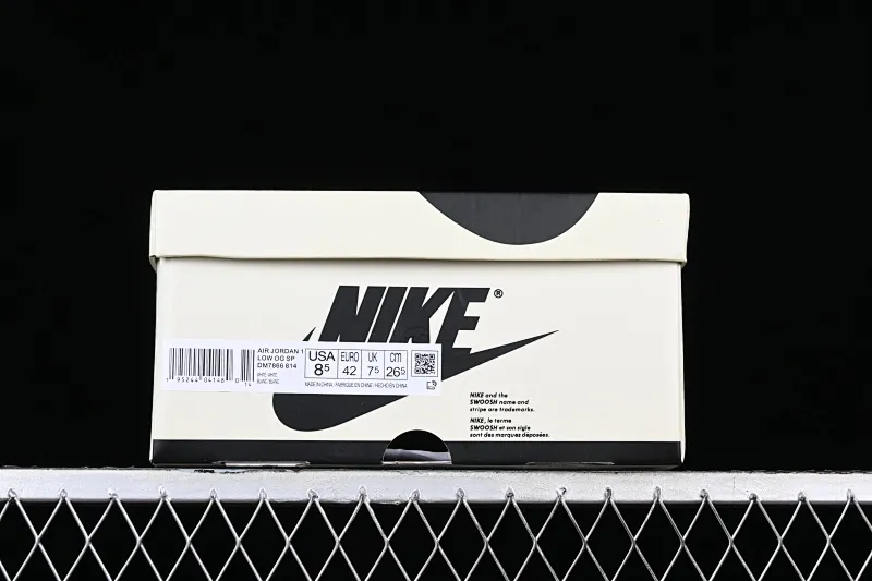 All categories Air Jordan Jordan series basketball shoes Air Jordan 1 Low Travis Scott x Air Jordan 1 Low OG AJ1 Joe 1 joint overhead hook DM7866-814